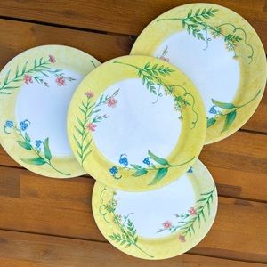 Vintage corelle plates